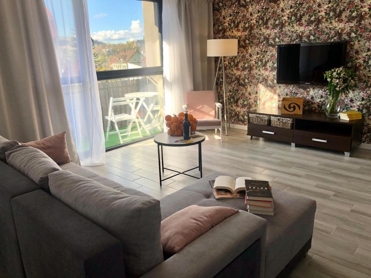 Apartament Joanny Bator 옐레니아구라 외부 사진